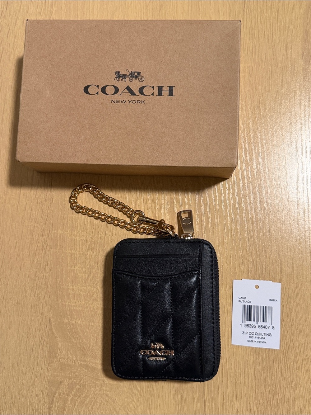NWT Coach Zip Card Case With Quilting Black Gold Leather Wallet